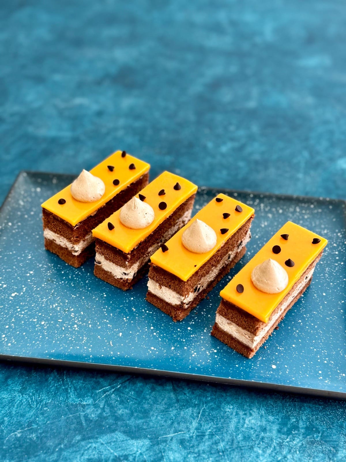 Crunchy Chocolate Gateau Slice