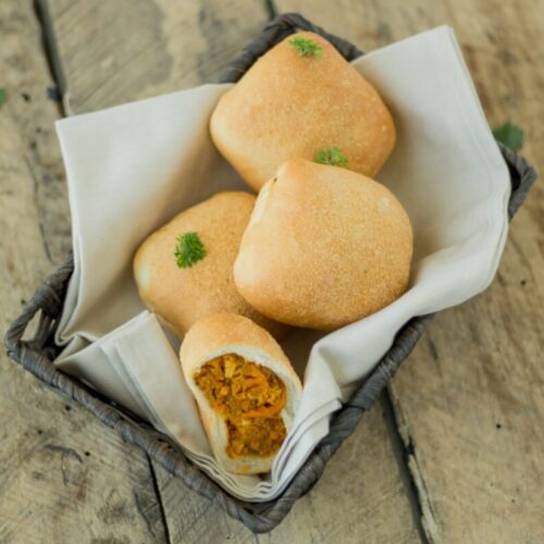 CHICKEN BUN