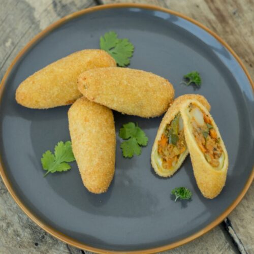 VEGETABLE STUFFED CHILLI