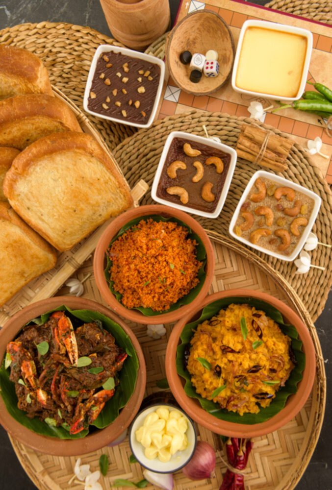 Roast Paan with Crab Curry & Dessert (4 pax each)