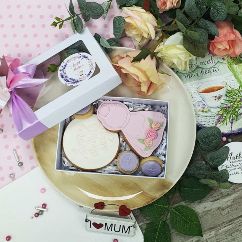 Mother's Day Vanilla & Nut Cookie Box - Image 2