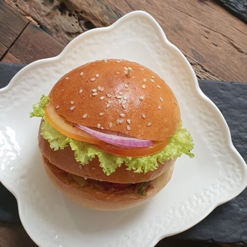 Devilled Chicken Bun