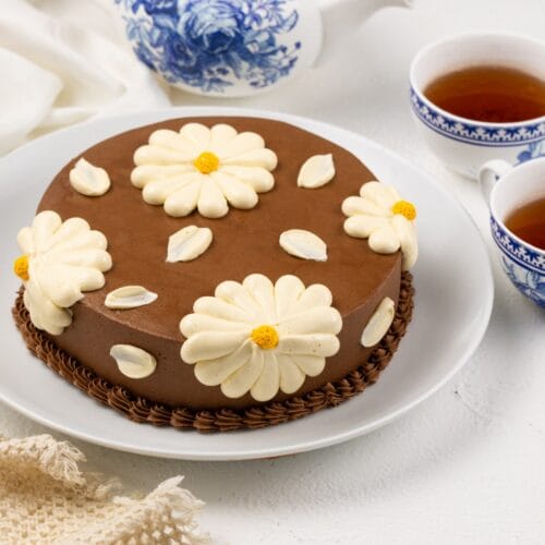 Design Cake - Chocolate (DC-C-016)