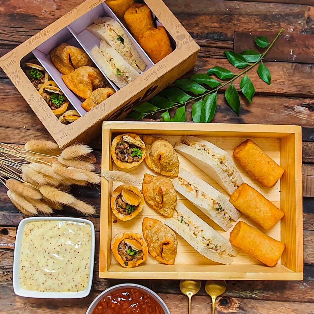 Cocktail Pastry Platter - Chicken 12 pcs