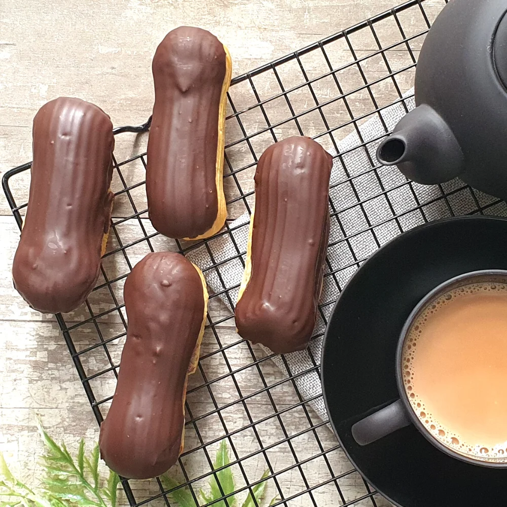 Chocolate Éclair - Image 2