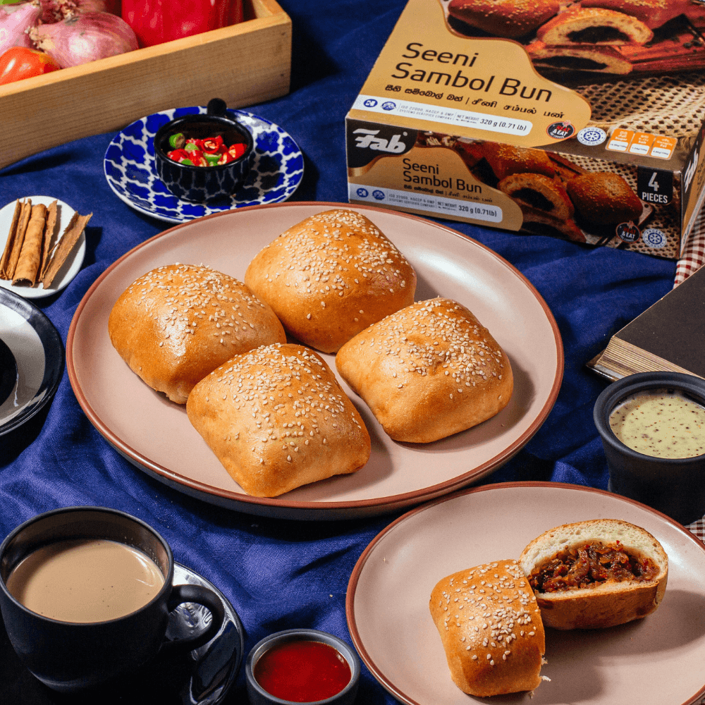 Frozen Seeni Sambol Bun (4 in a pack)